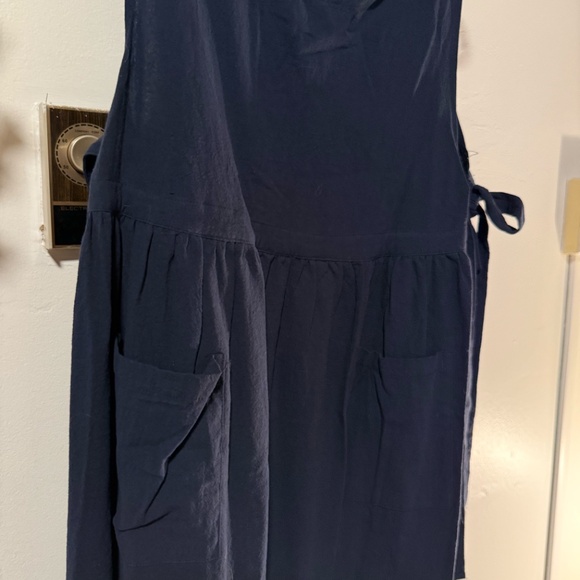 Navy Sleeveless Tie-Side Midi Dress with Pockets - Picture 7 of 7